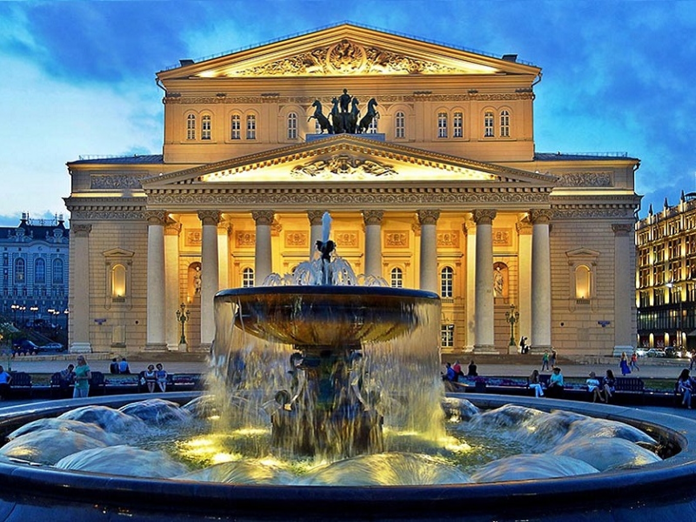 Артисты Большого театра дадут бесплатный концерт на Театральной площади в Москве